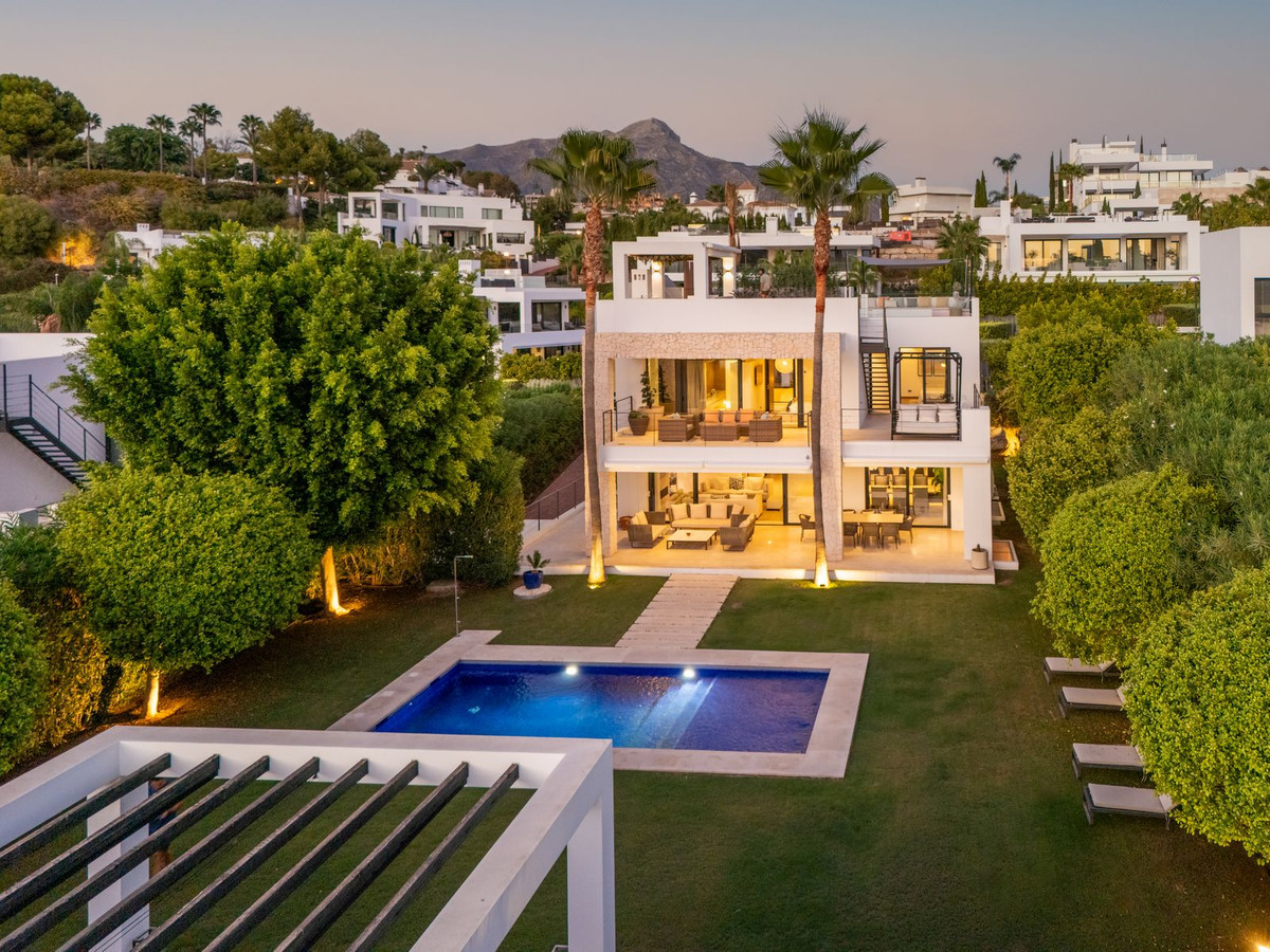 Nueva Andalucía, Marbella